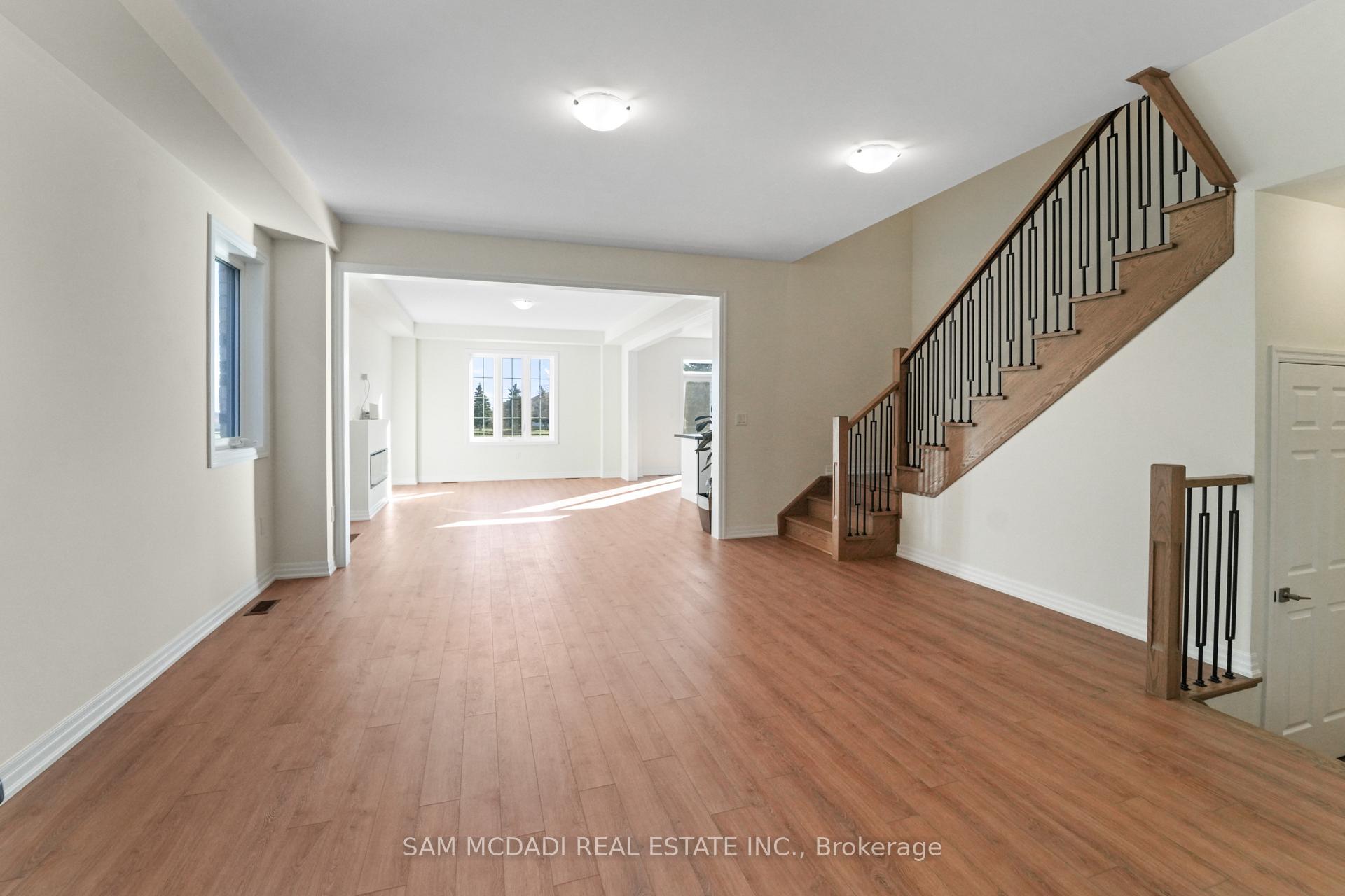 Photo 5 of 37 SOUTHBURY MANOR (Upper) Drive, Caledon, Bolton East — HOMEH