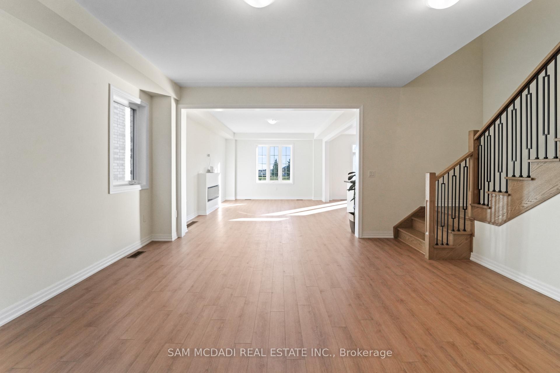 Photo 10 of 37 SOUTHBURY MANOR (Upper) Drive, Caledon, Bolton East — HOMEH