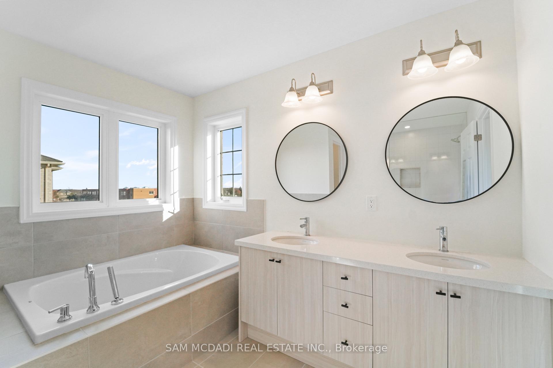 Photo 25 of 37 SOUTHBURY MANOR (Upper) Drive, Caledon, Bolton East — HOMEH