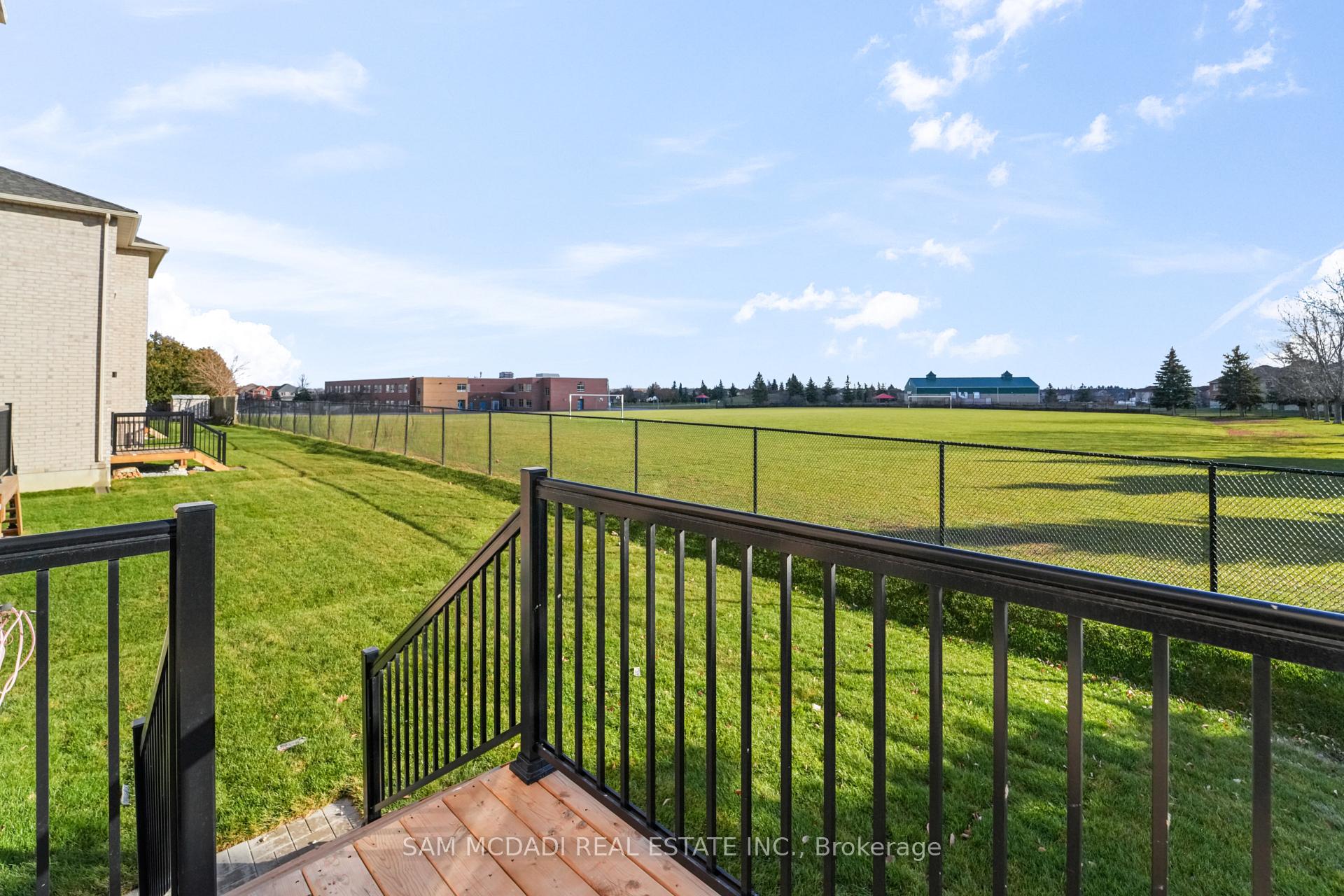 Photo 36 of 37 SOUTHBURY MANOR (Upper) Drive, Caledon, Bolton East — HOMEH
