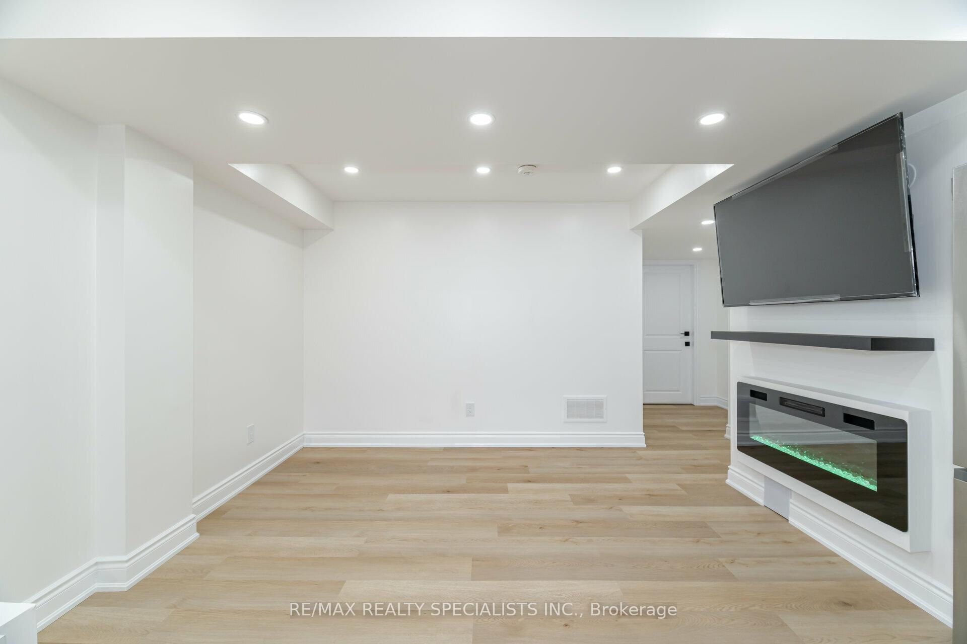 Photo 13 of Unit Bsmt, 190 Manly Lane, Milton, Dempsey — HOMEH