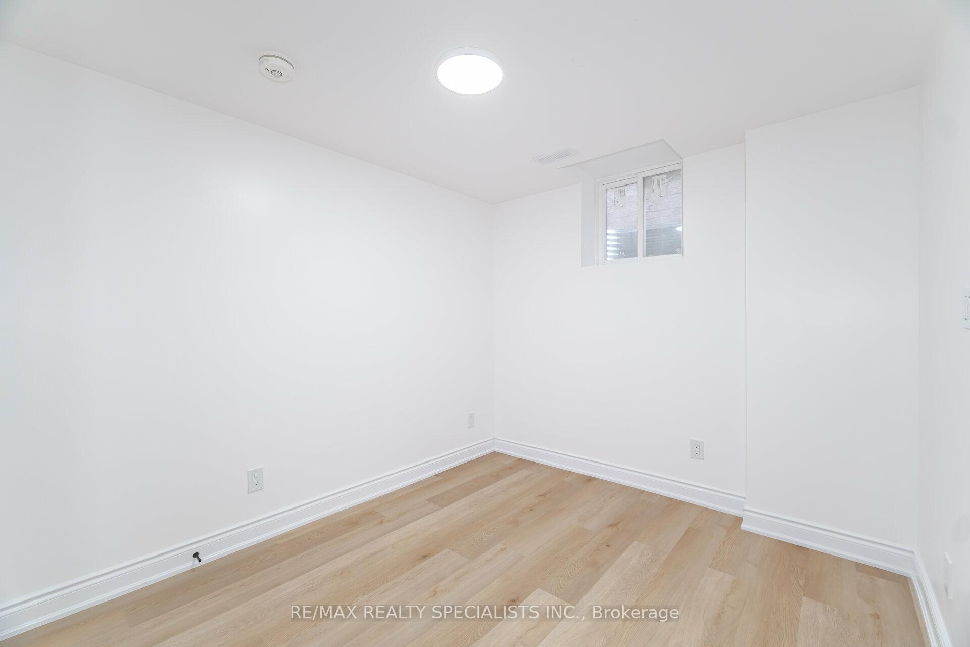 Photo 19 of Unit Bsmt, 190 Manly Lane, Milton, Dempsey — HOMEH