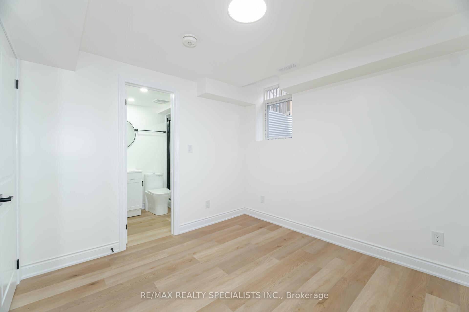 Photo 23 of Unit Bsmt, 190 Manly Lane, Milton, Dempsey — HOMEH