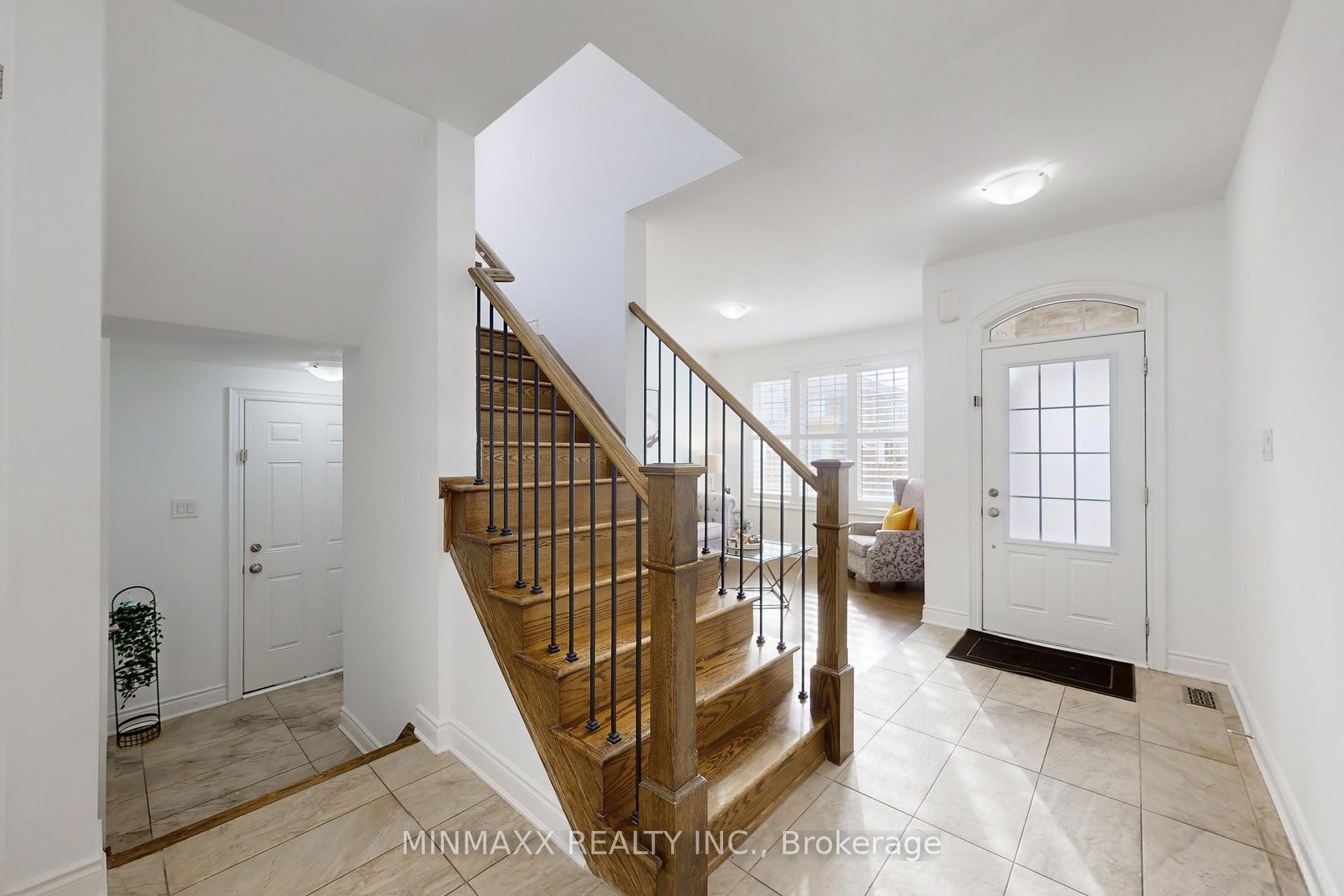 Photo 24 of 1360 Connaught Terrace, Milton, Ford — HOMEH