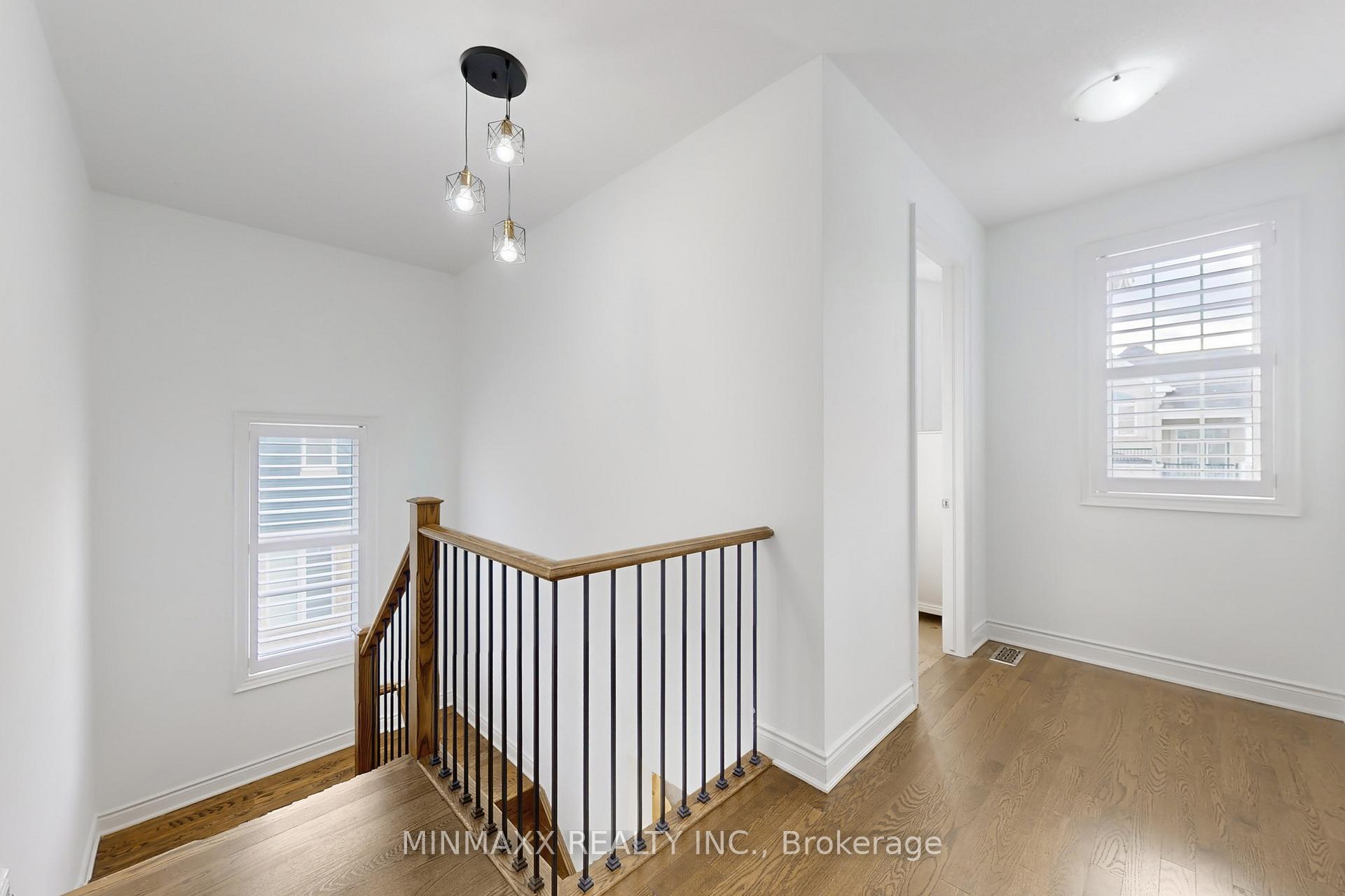 Photo 25 of 1360 Connaught Terrace, Milton, Ford — HOMEH