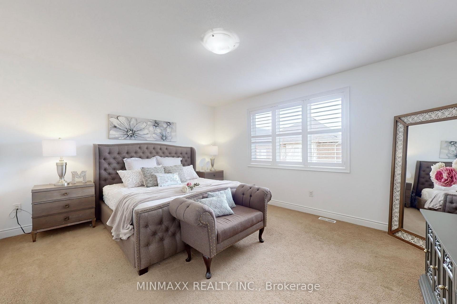 Photo 26 of 1360 Connaught Terrace, Milton, Ford — HOMEH