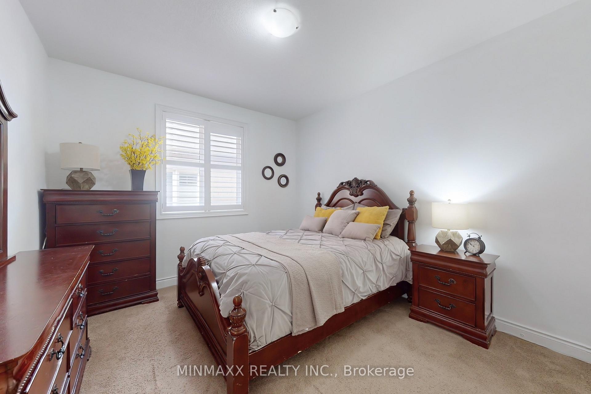 Photo 32 of 1360 Connaught Terrace, Milton, Ford — HOMEH
