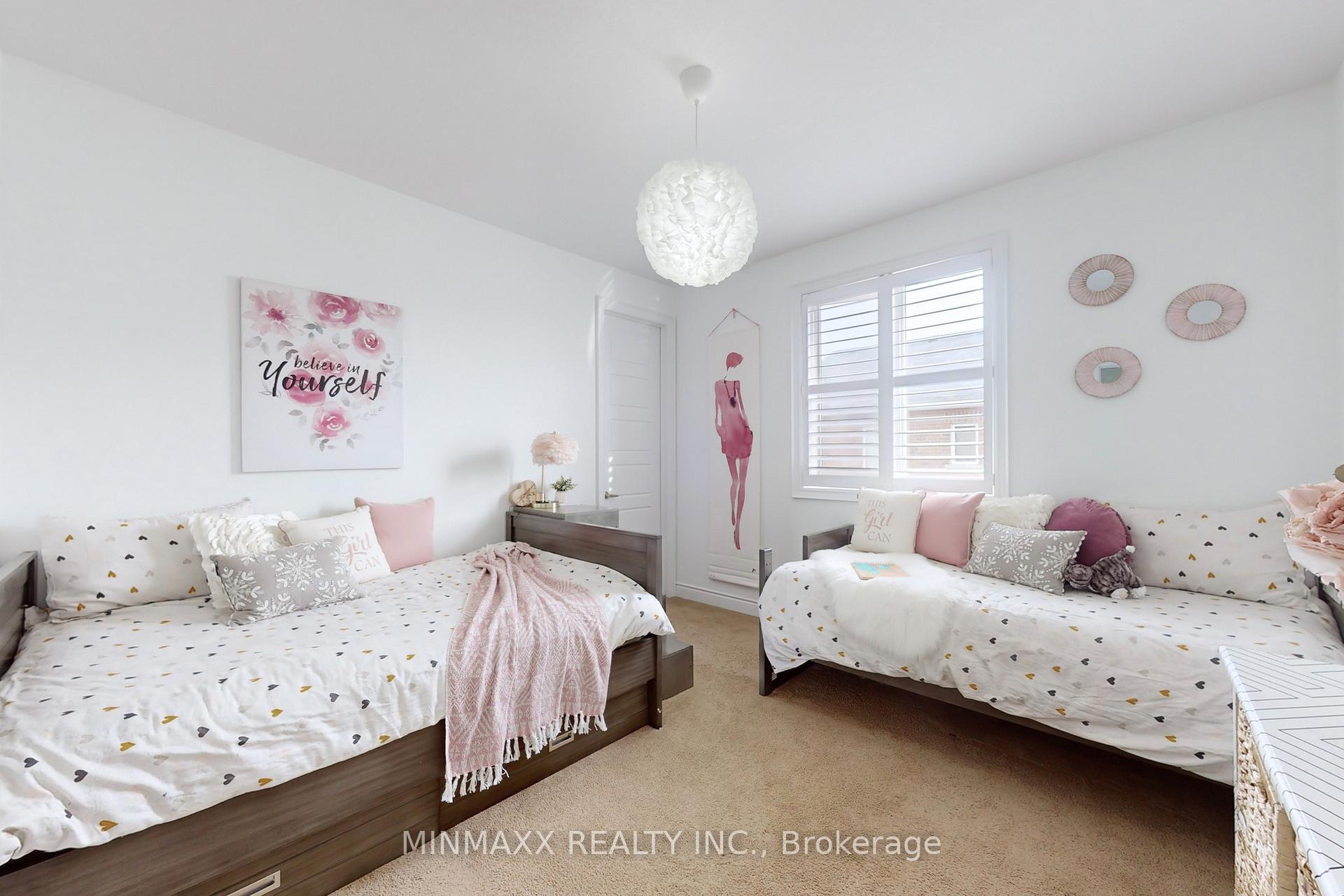 Photo 34 of 1360 Connaught Terrace, Milton, Ford — HOMEH