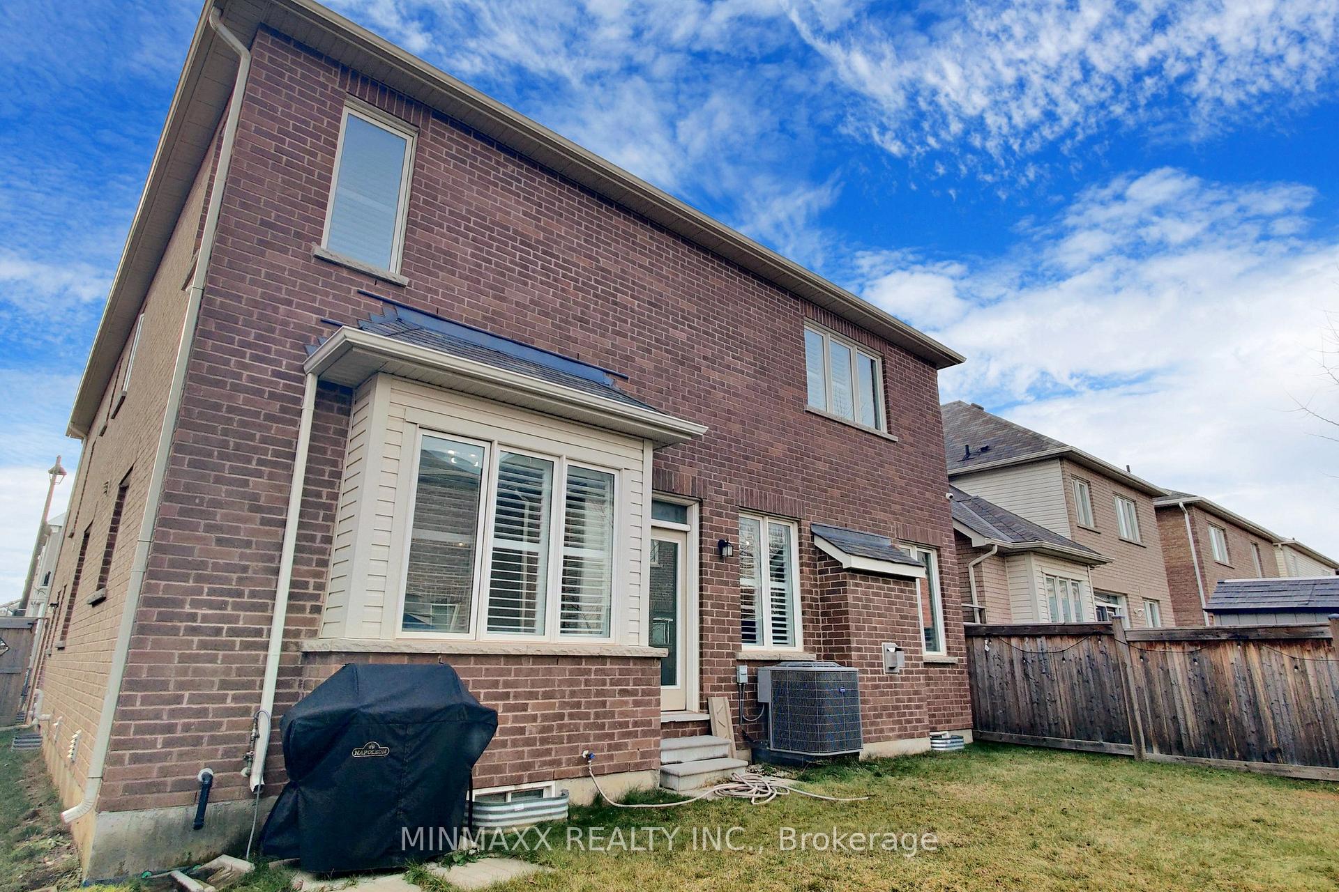 Photo 38 of 1360 Connaught Terrace, Milton, Ford — HOMEH