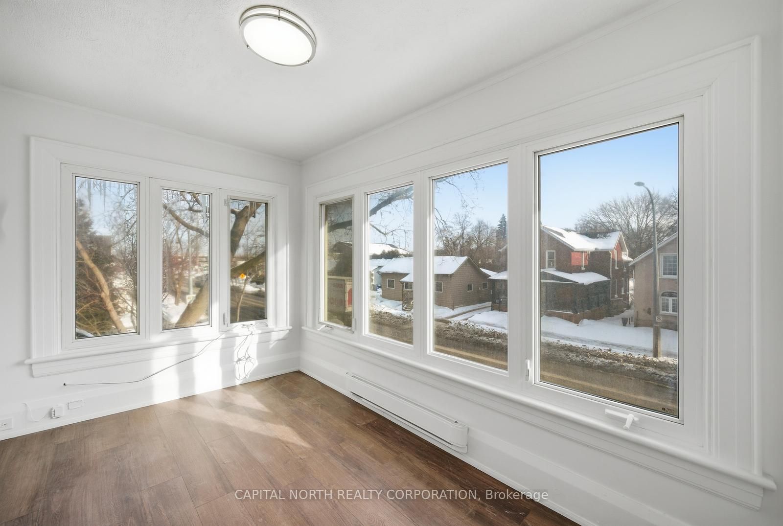 Photo 28 of Unit 1, 104 Wellington Street E, Aurora, Aurora Village — HOMEH