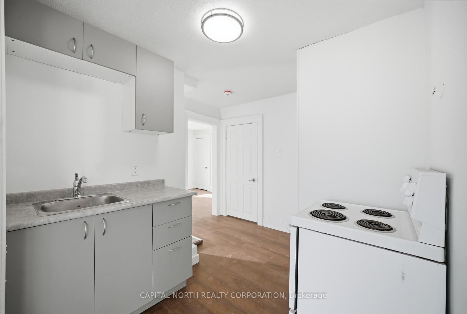 Photo 26 of Unit 1, 104 Wellington Street E, Aurora, Aurora Village — HOMEH