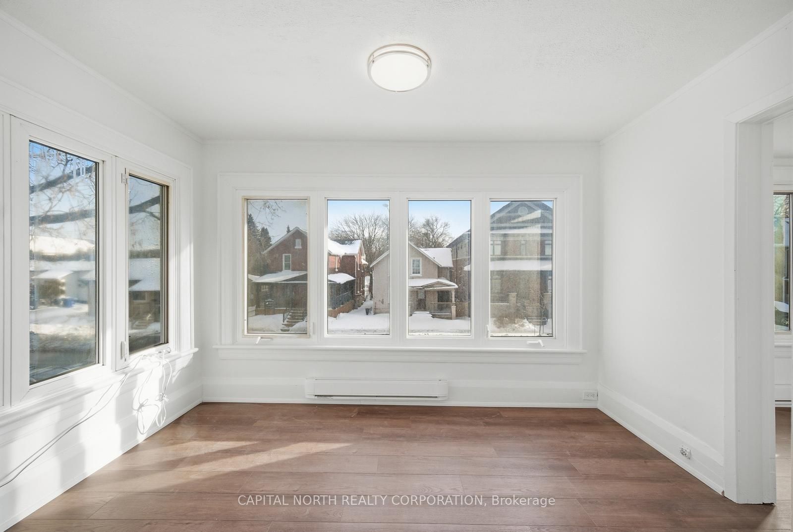 Photo 27 of Unit 1, 104 Wellington Street E, Aurora, Aurora Village — HOMEH