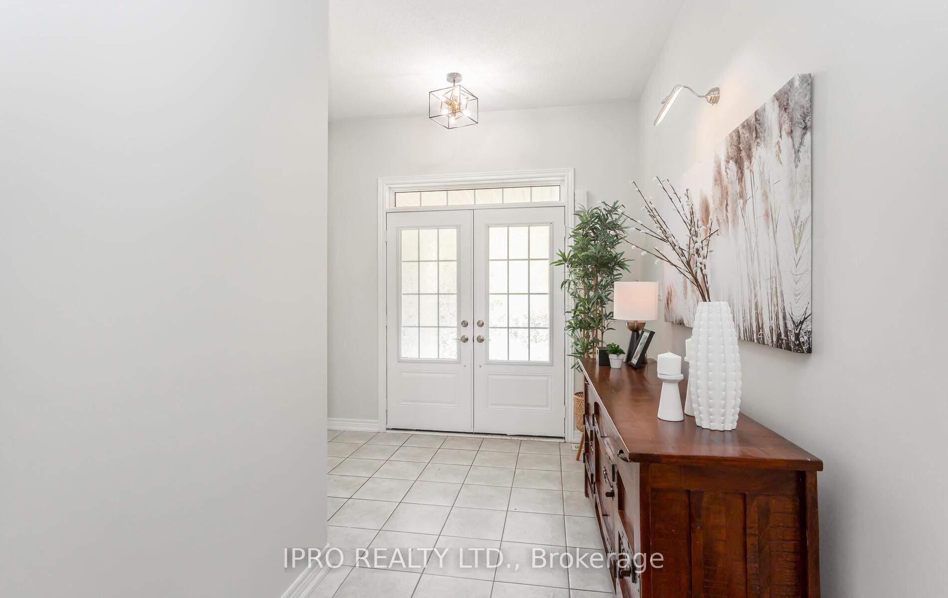 Photo 4 of 447 Harkin Place, Milton, Scott — HOMEH