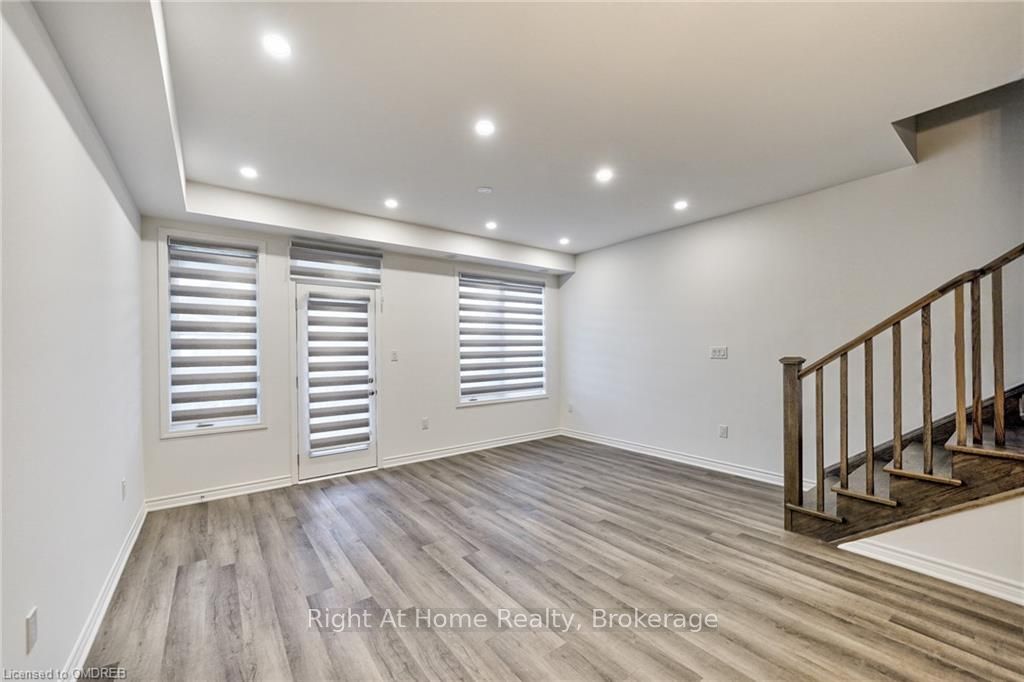 Photo 17 of 1819 Thames Circle, Milton, Bowes — HOMEH
