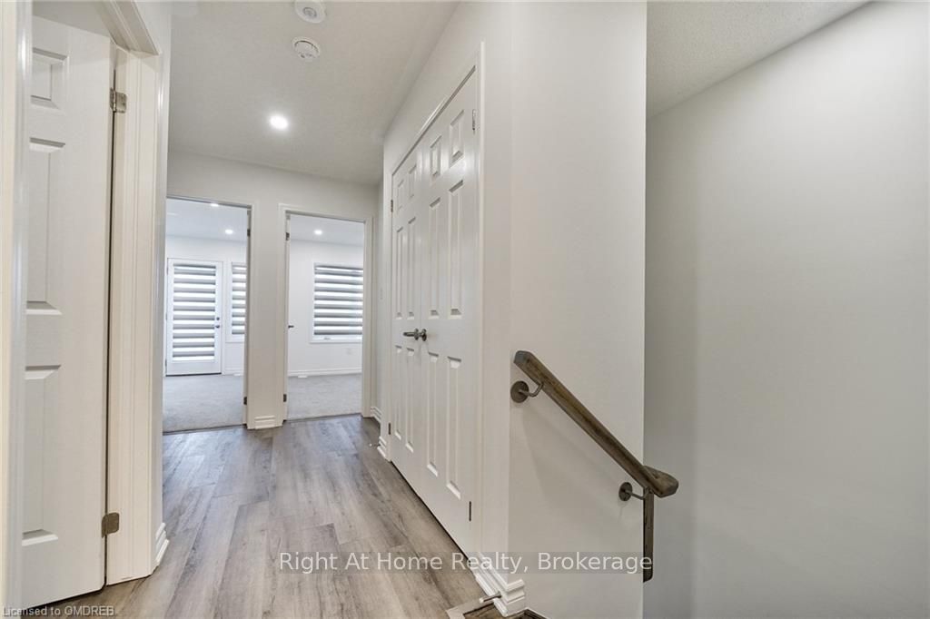 Photo 23 of 1819 Thames Circle, Milton, Bowes — HOMEH