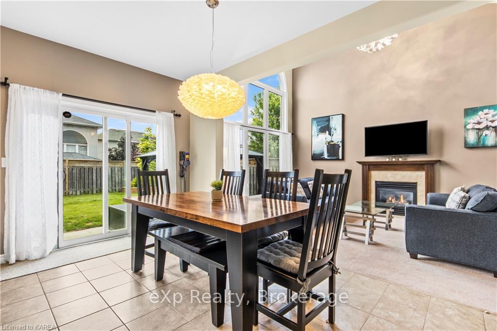 Photo 15 of 397 Cavendish Crescent, Kingston, City Northwest — HOMEH
