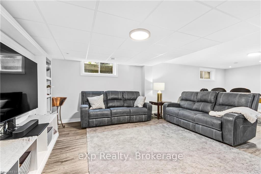 Photo 37 of 397 Cavendish Crescent, Kingston, City Northwest — HOMEH