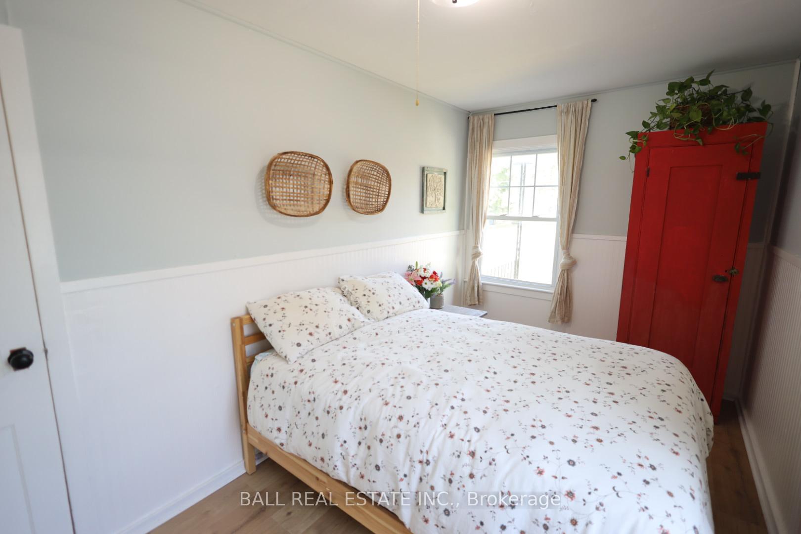 Photo 21 of 542 Sidney Street, Belleville, Belleville Ward — HOMEH