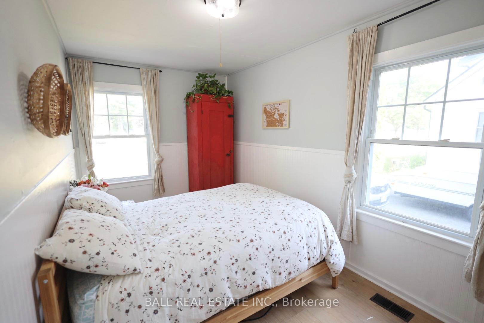 Photo 22 of 542 Sidney Street, Belleville, Belleville Ward — HOMEH
