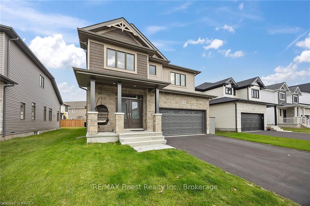 Front of 815 Riverview Way