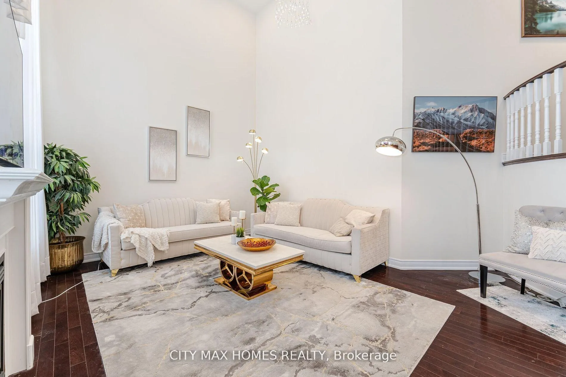 Photo 7 of 57 Beacon Hill Drive, Brampton, Credit Valley — HOMEH