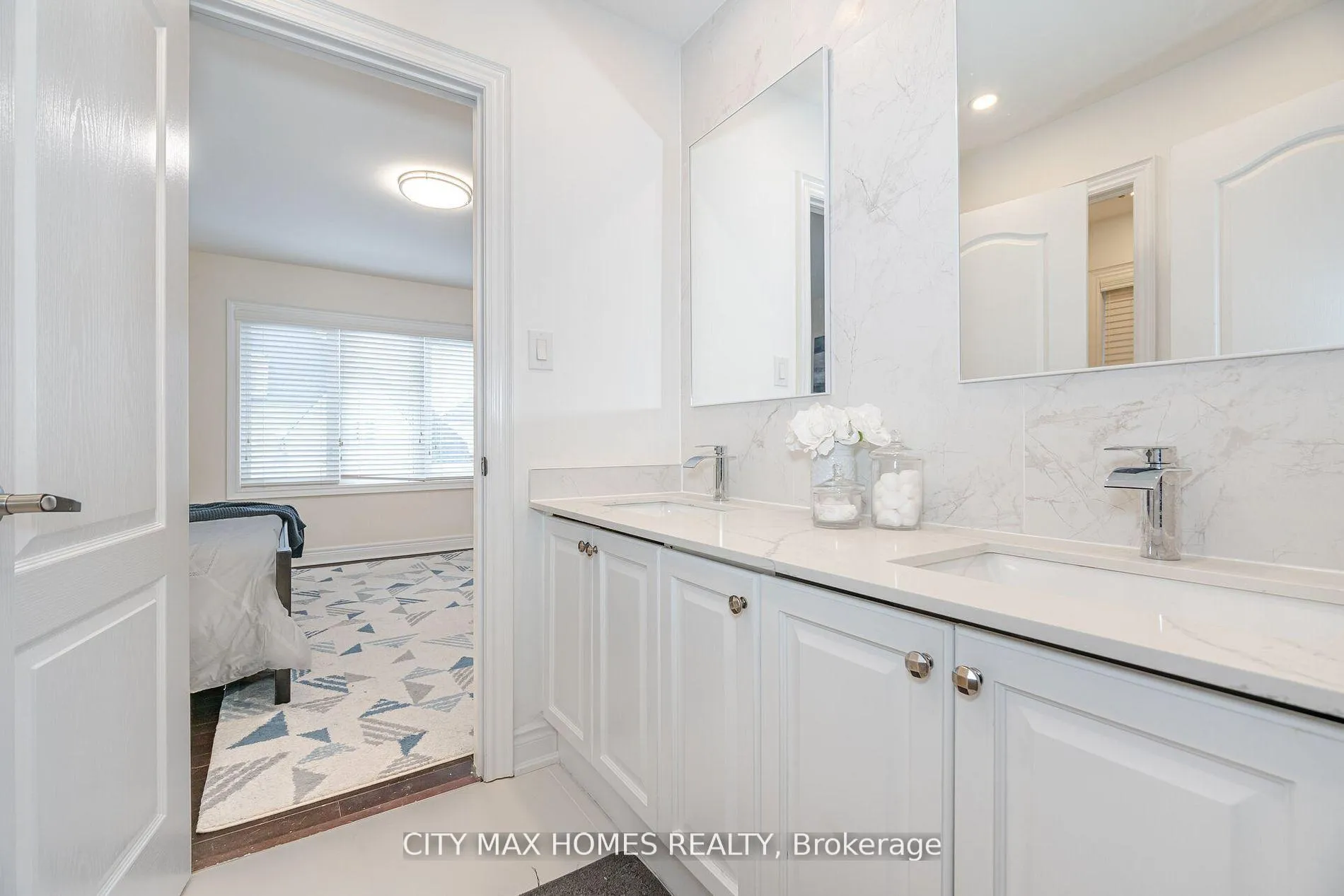 Photo 14 of 57 Beacon Hill Drive, Brampton, Credit Valley — HOMEH