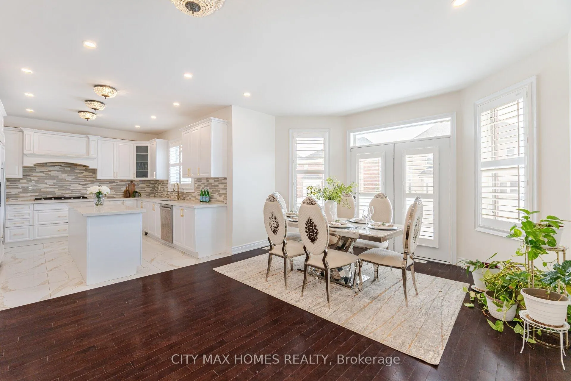 Photo 16 of 57 Beacon Hill Drive, Brampton, Credit Valley — HOMEH