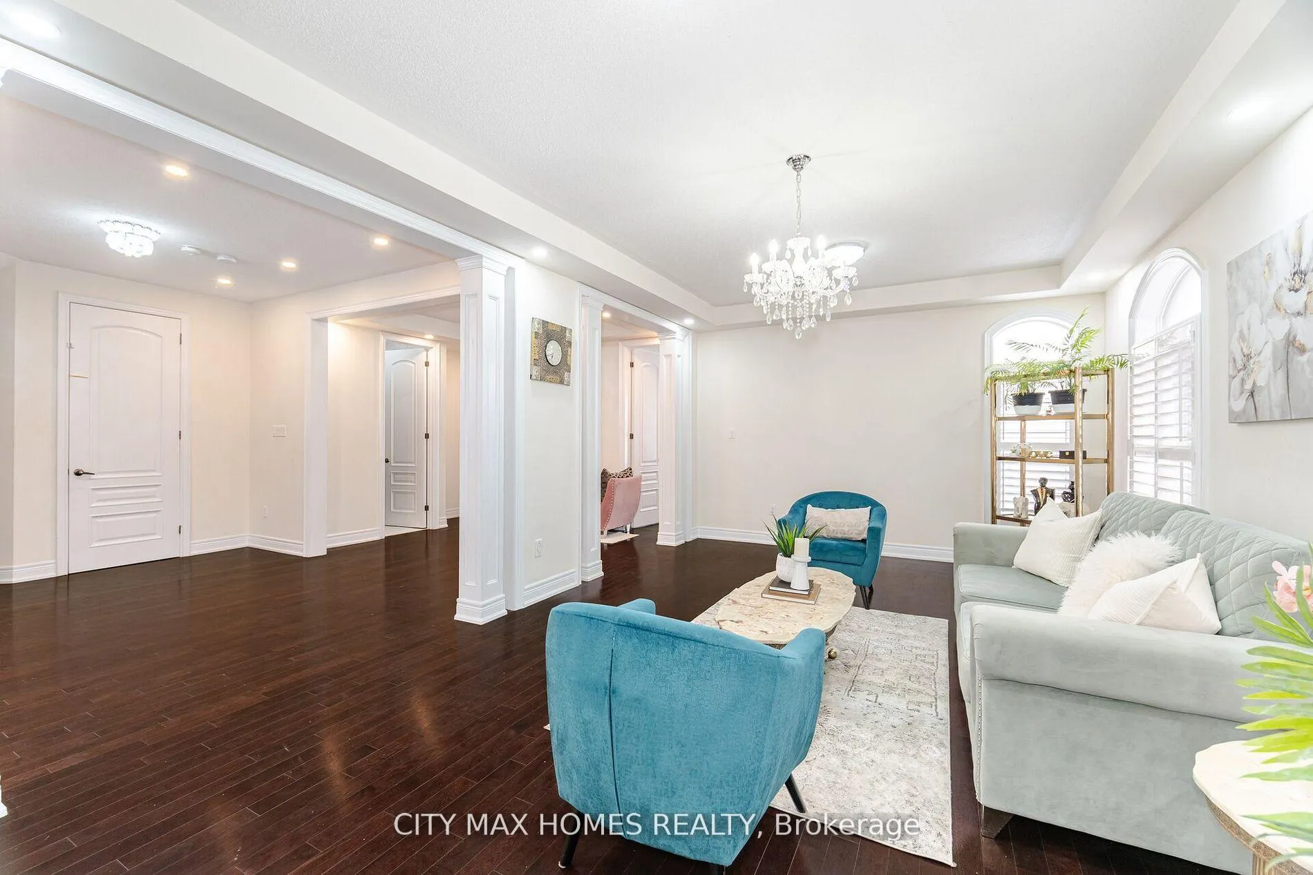 Photo 20 of 57 Beacon Hill Drive, Brampton, Credit Valley — HOMEH