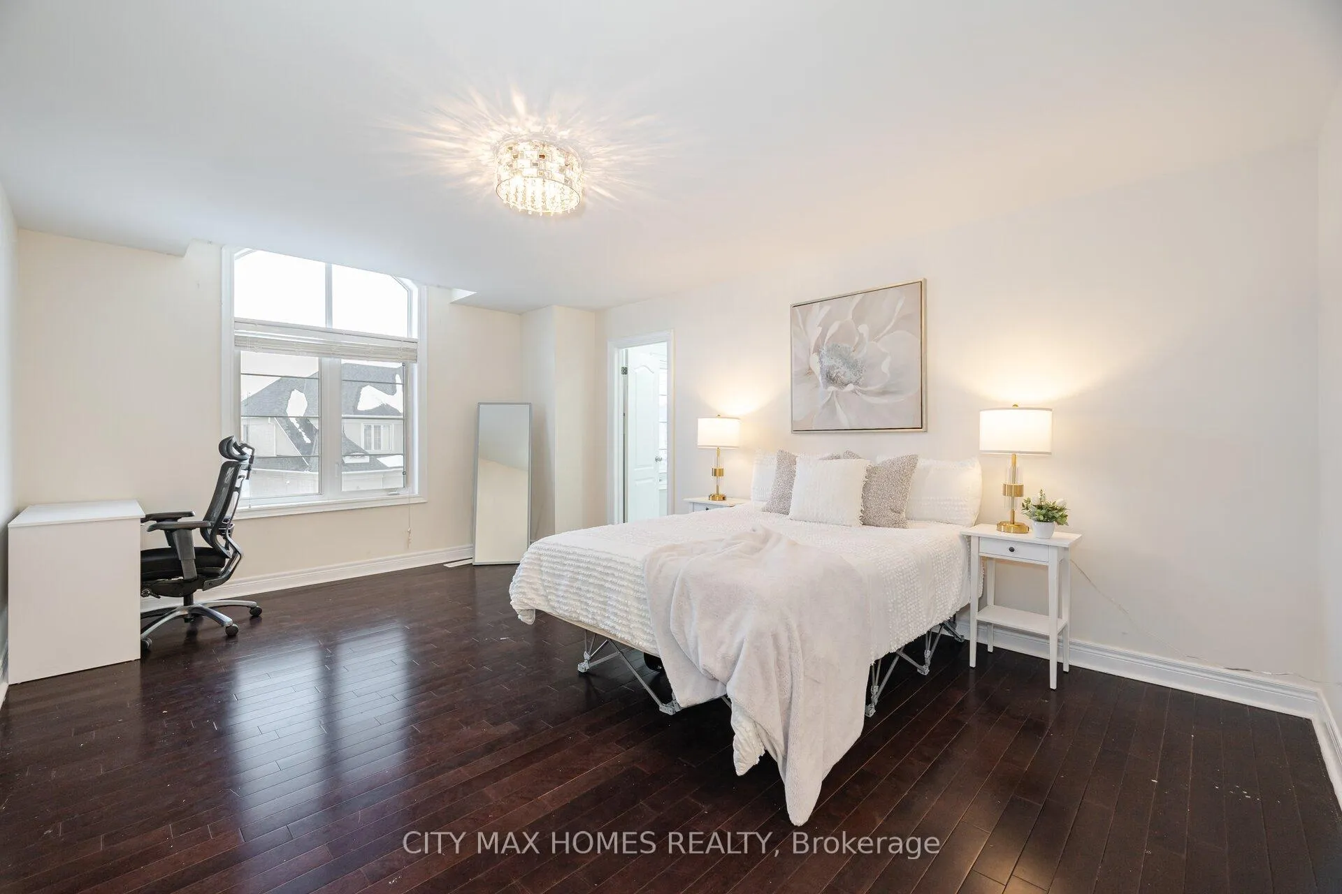 Photo 27 of 57 Beacon Hill Drive, Brampton, Credit Valley — HOMEH