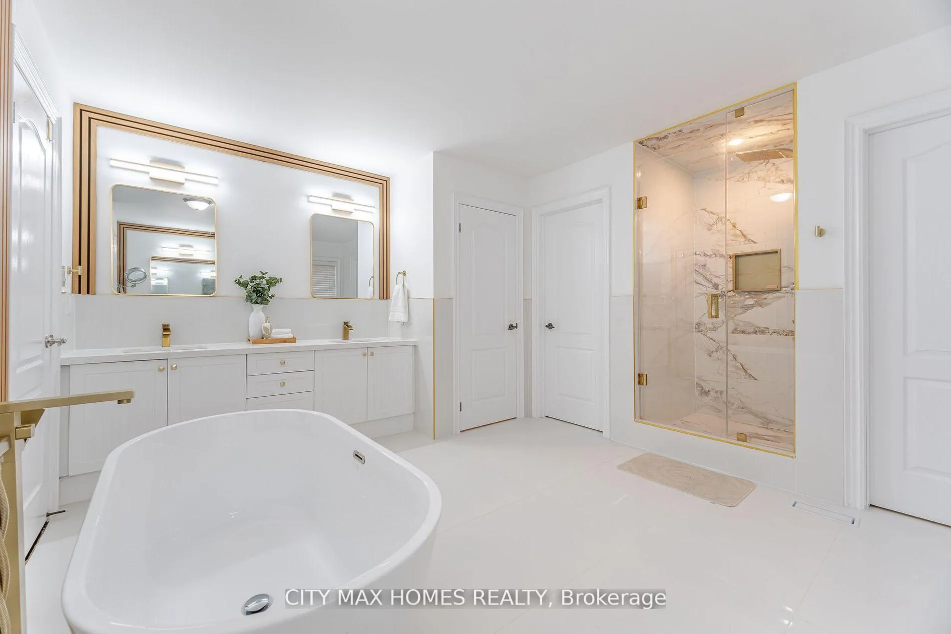 Photo 30 of 57 Beacon Hill Drive, Brampton, Credit Valley — HOMEH