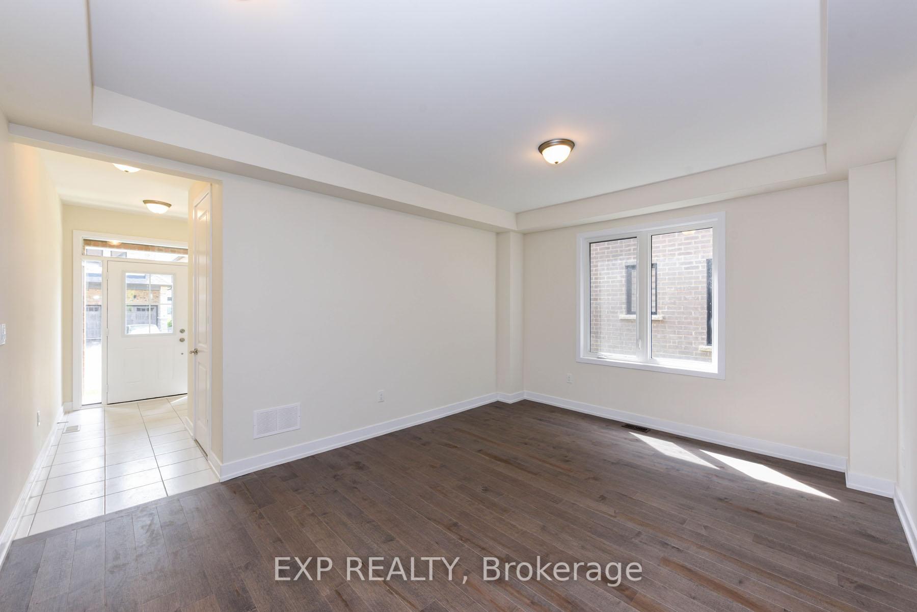 Photo 32 of 1431 wellwood Terrace, Milton, Cobban — HOMEH
