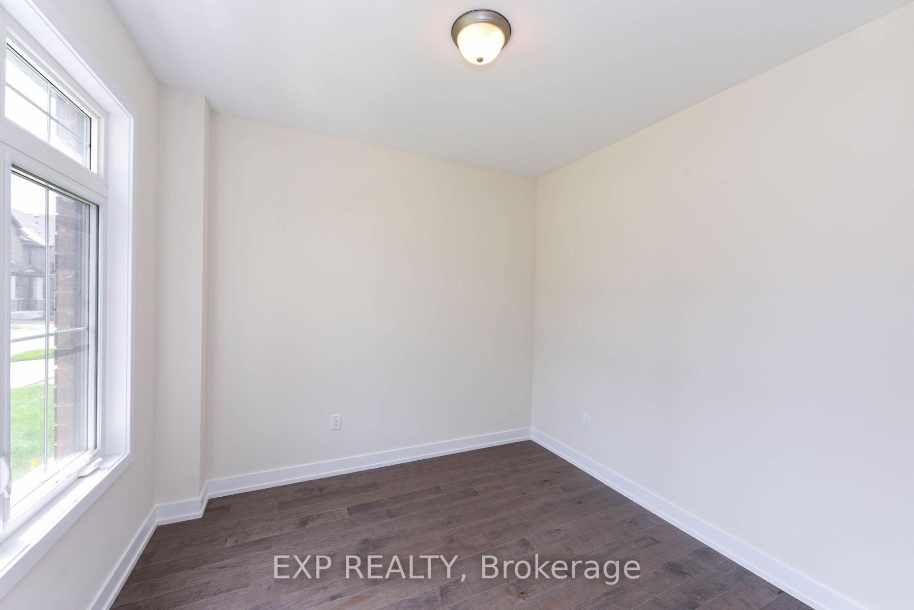 Photo 34 of 1431 wellwood Terrace, Milton, Cobban — HOMEH
