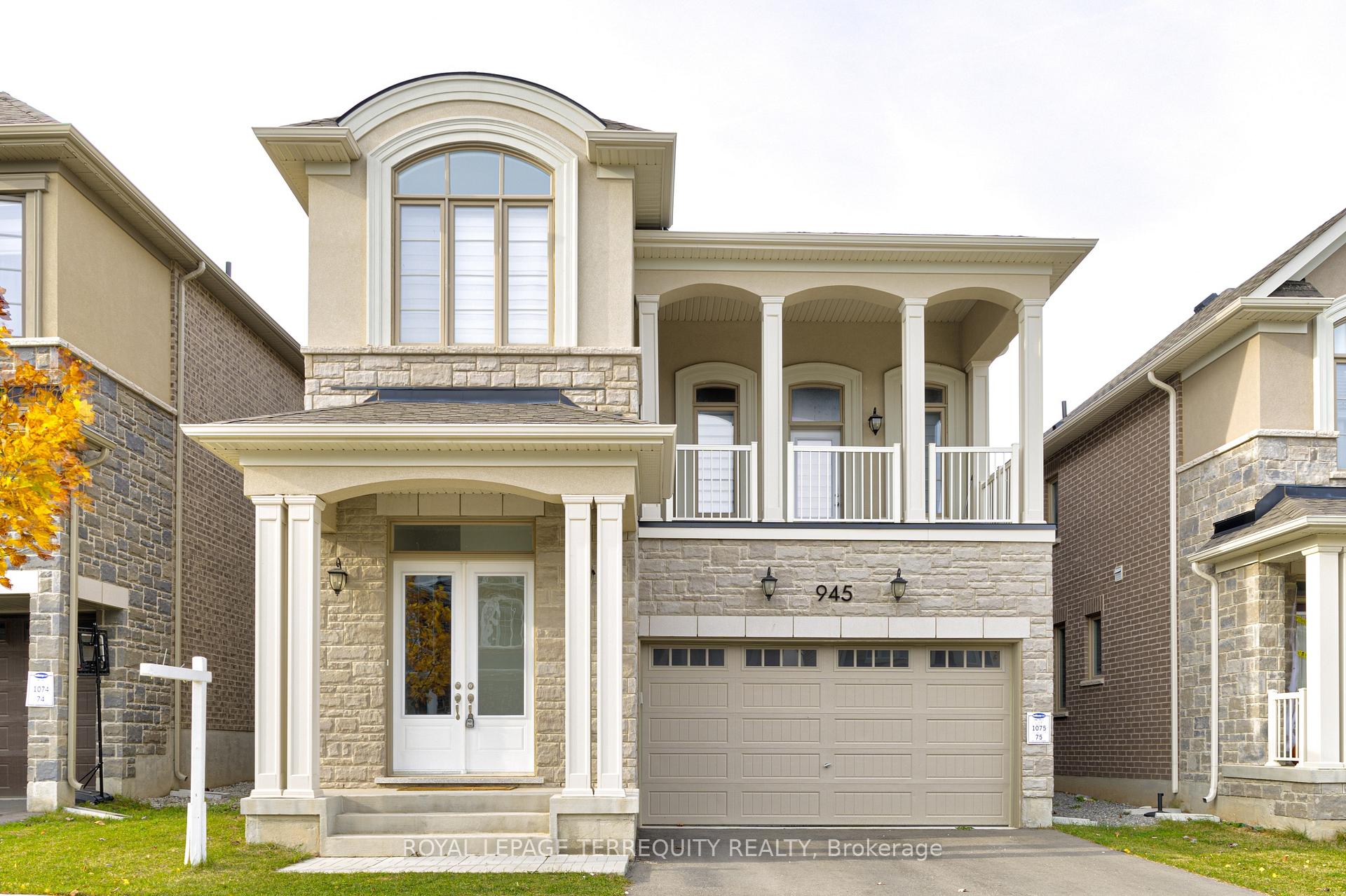 Front of 945 Chestnut Heights