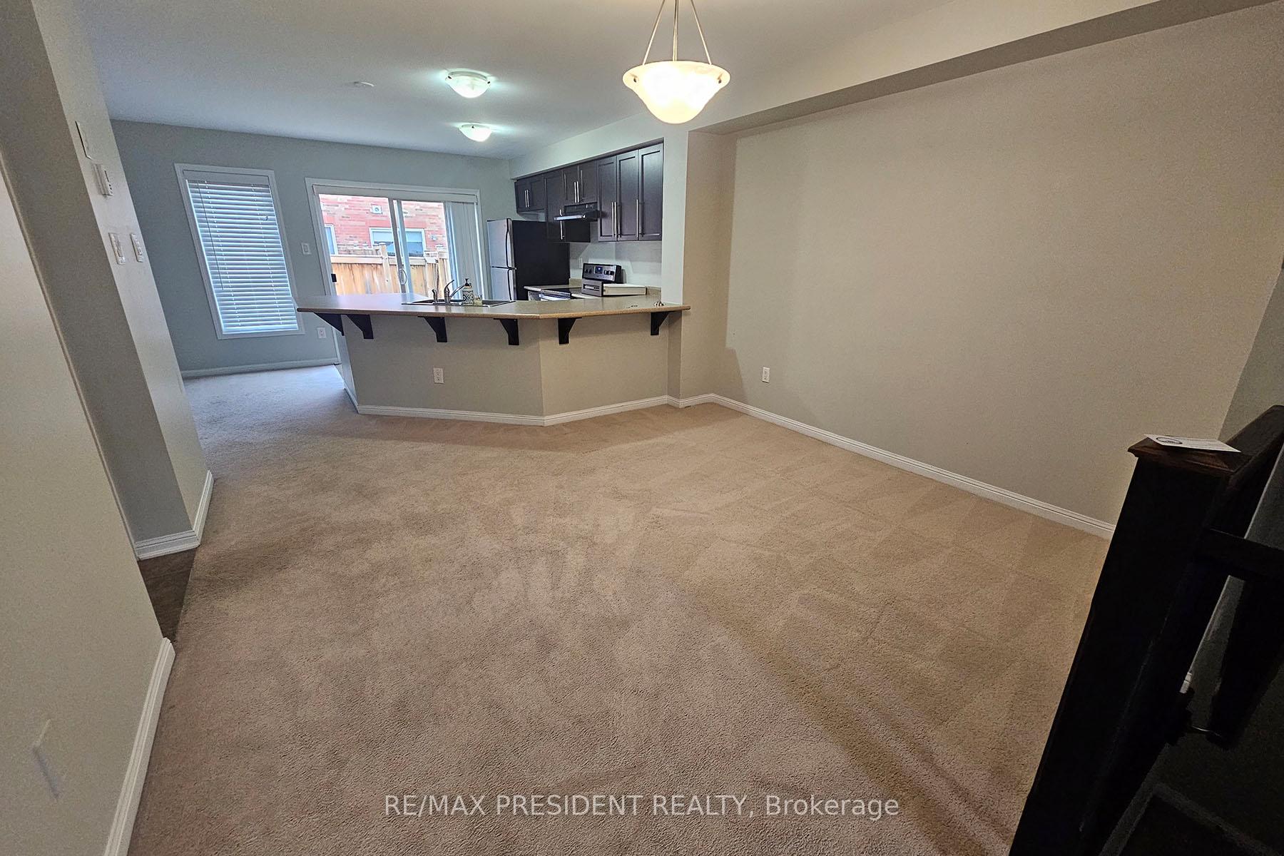 Photo 3 of 1008 Timmer Place, Milton, Willmott — HOMEH