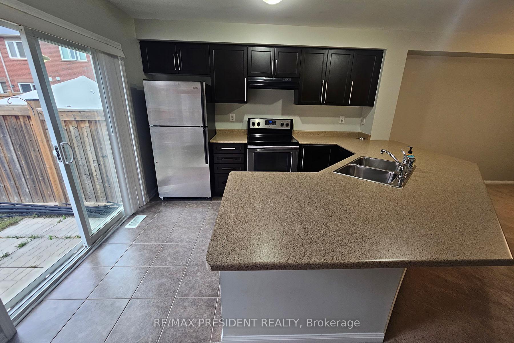 Photo 6 of 1008 Timmer Place, Milton, Willmott — HOMEH