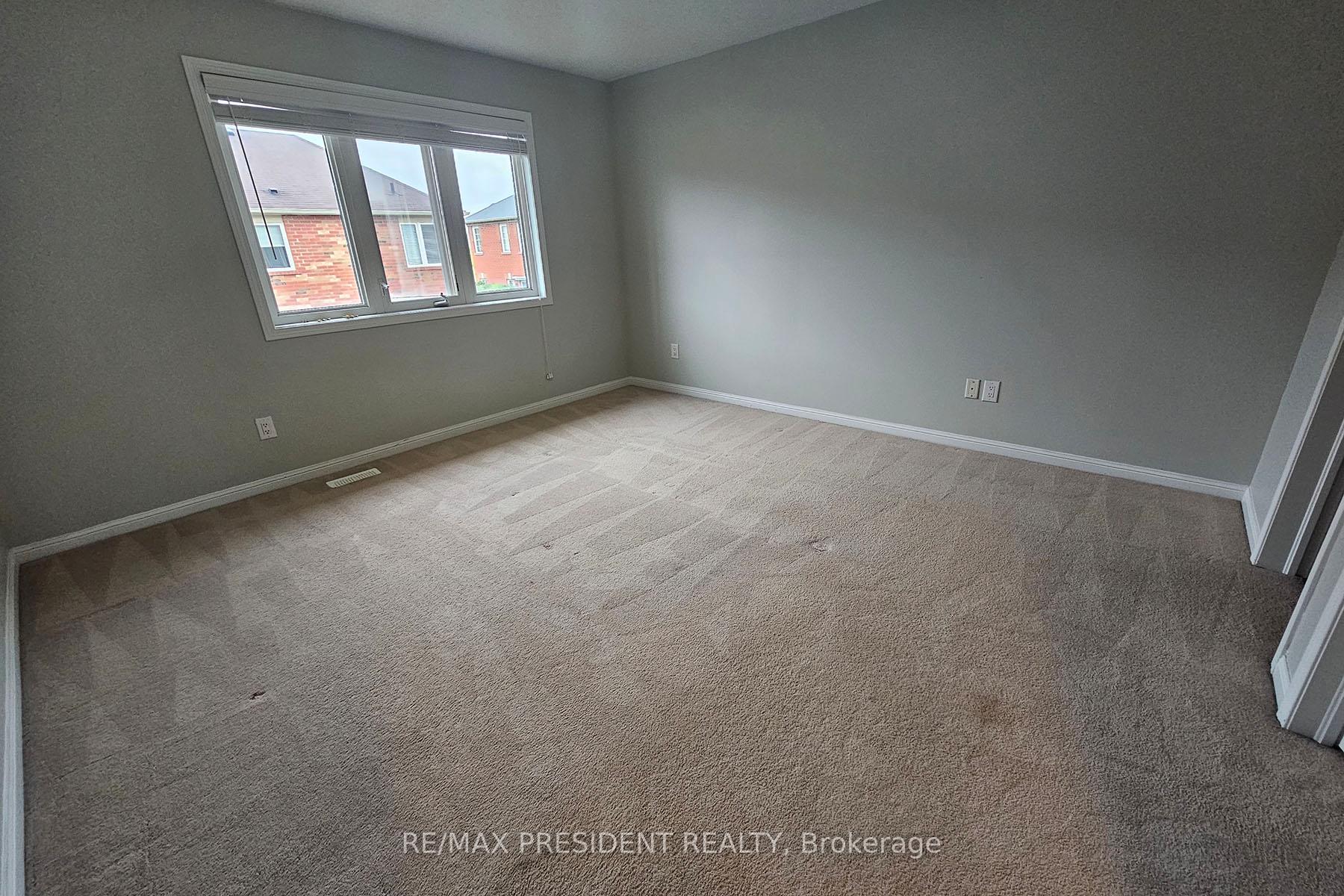 Photo 13 of 1008 Timmer Place, Milton, Willmott — HOMEH
