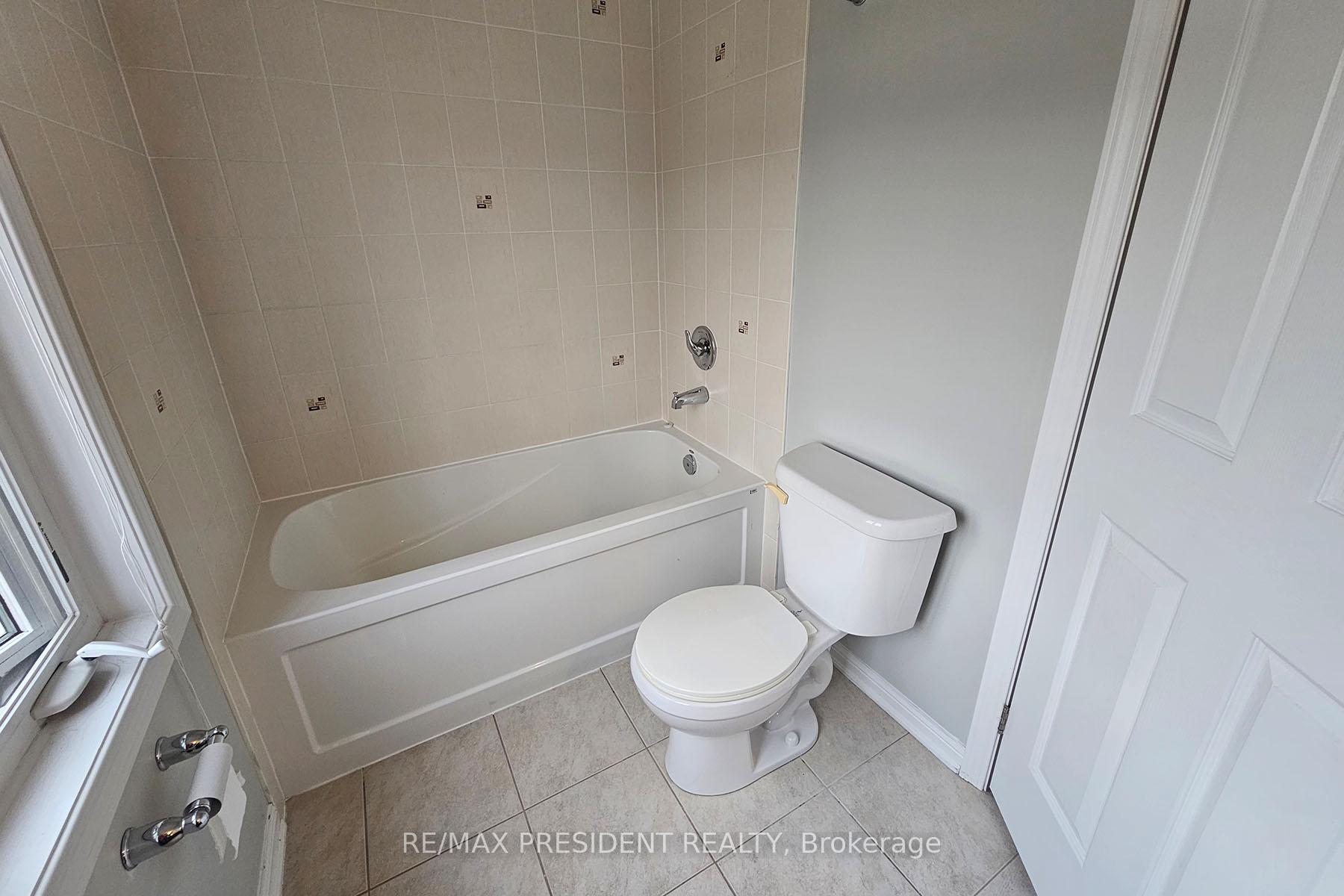 Photo 18 of 1008 Timmer Place, Milton, Willmott — HOMEH