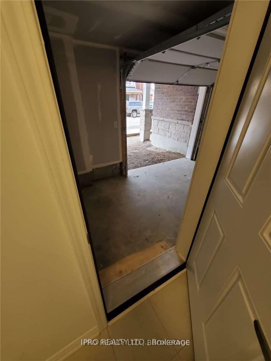 Photo 21 of 1263 Hop Place, Milton, Cobban — HOMEH