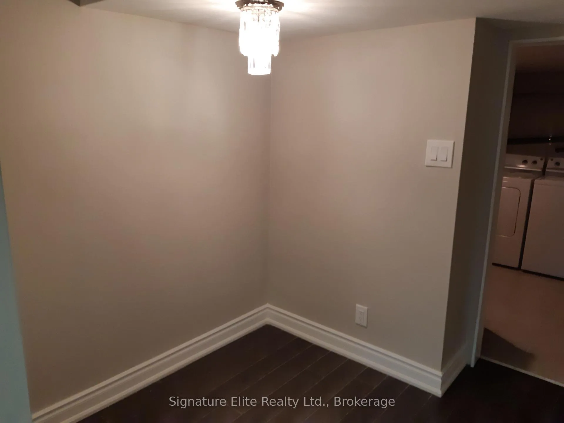 Photo 6 of Unit Bsmt, 239 Lambton Avenue, Toronto, Rockcliffe-Smythe — HOMEH