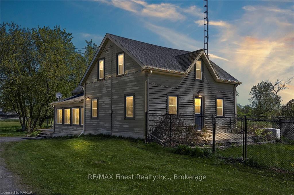 Photo 1 of 2232 Woodburn Road, Kingston, City North of 401 — HOMEH