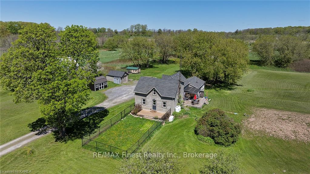 Photo 4 of 2232 Woodburn Road, Kingston, City North of 401 — HOMEH