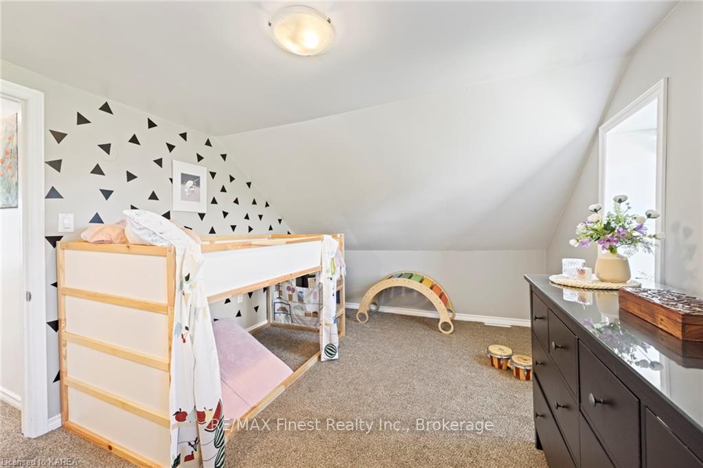 Photo 10 of 2232 Woodburn Road, Kingston, City North of 401 — HOMEH