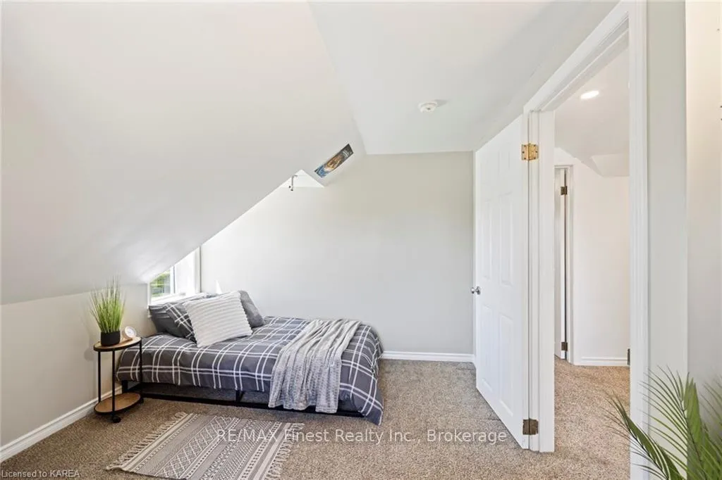 Photo 20 of 2232 Woodburn Road, Kingston, City North of 401 — HOMEH