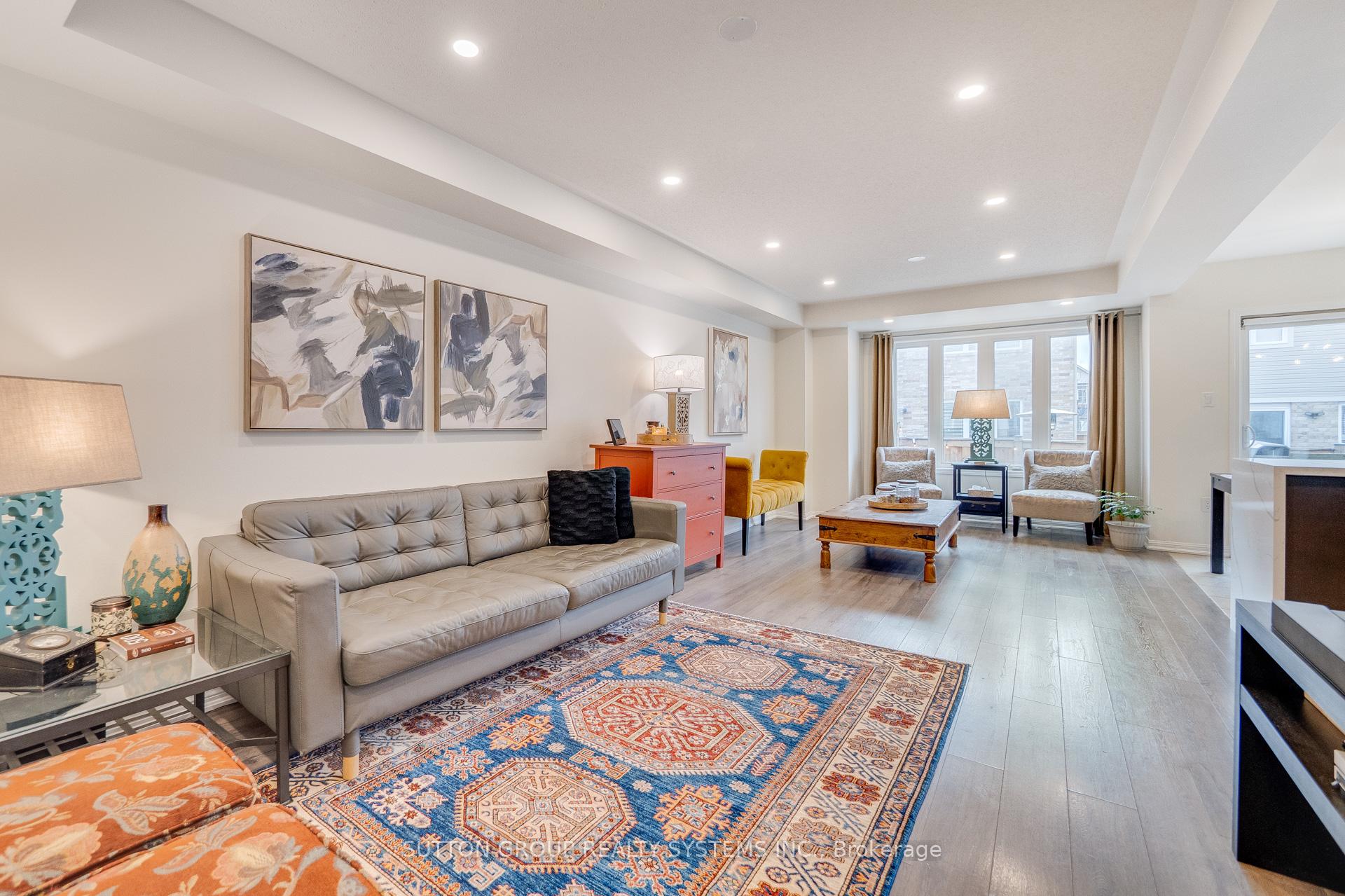 Photo 6 of 299 Mortimer Crescent, Milton, Harrison — HOMEH