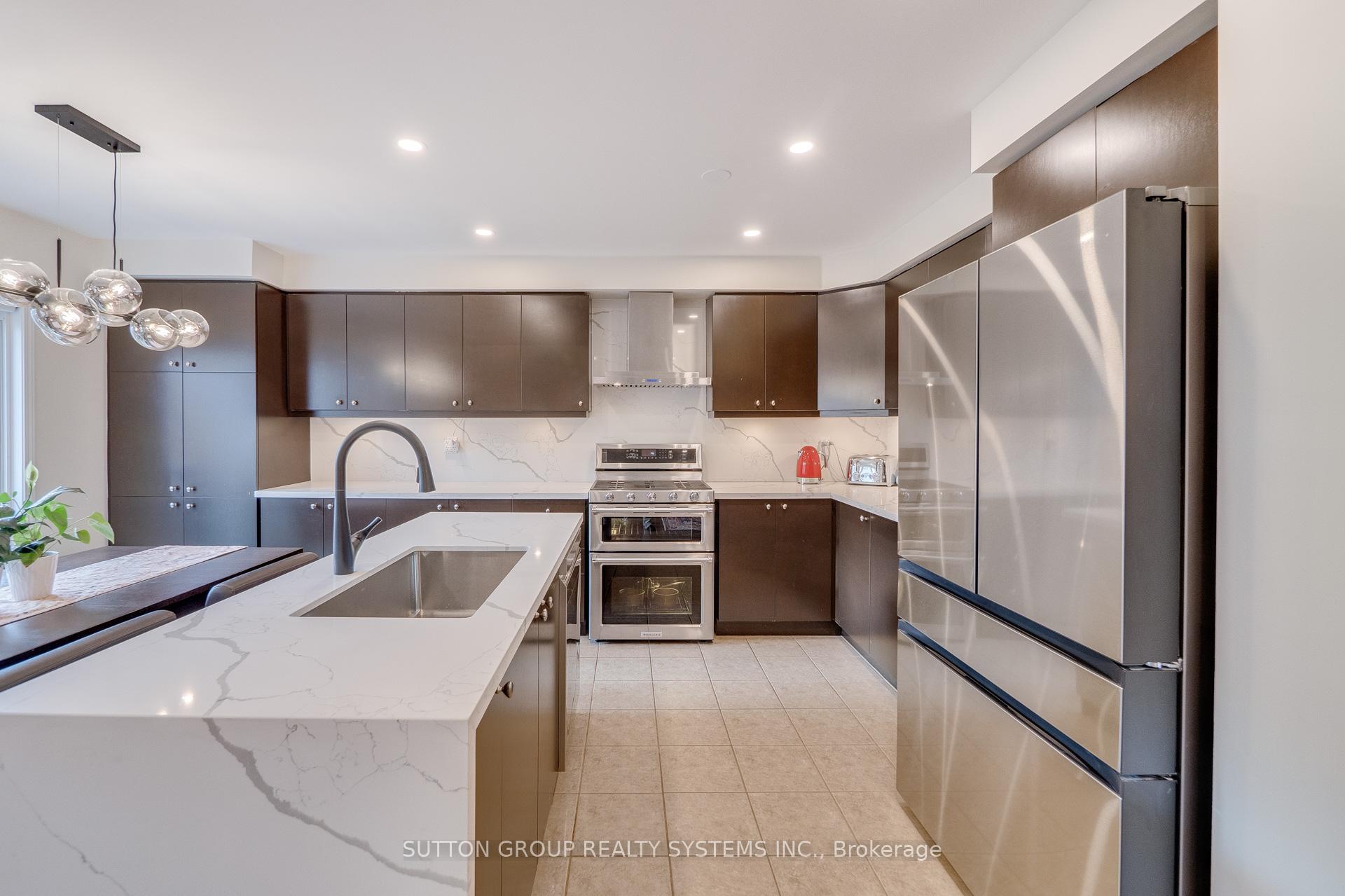 Photo 17 of 299 Mortimer Crescent, Milton, Harrison — HOMEH