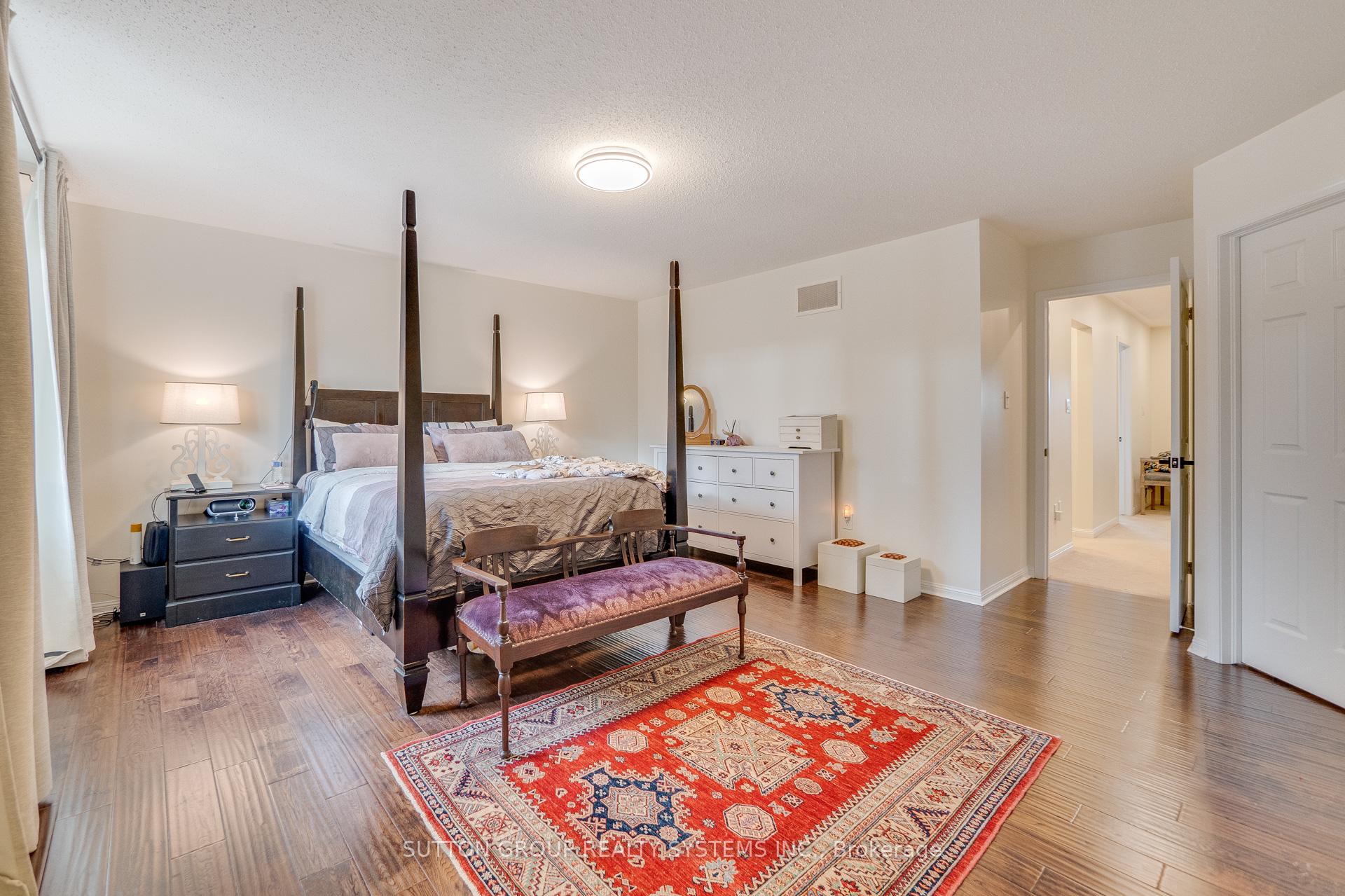 Photo 23 of 299 Mortimer Crescent, Milton, Harrison — HOMEH