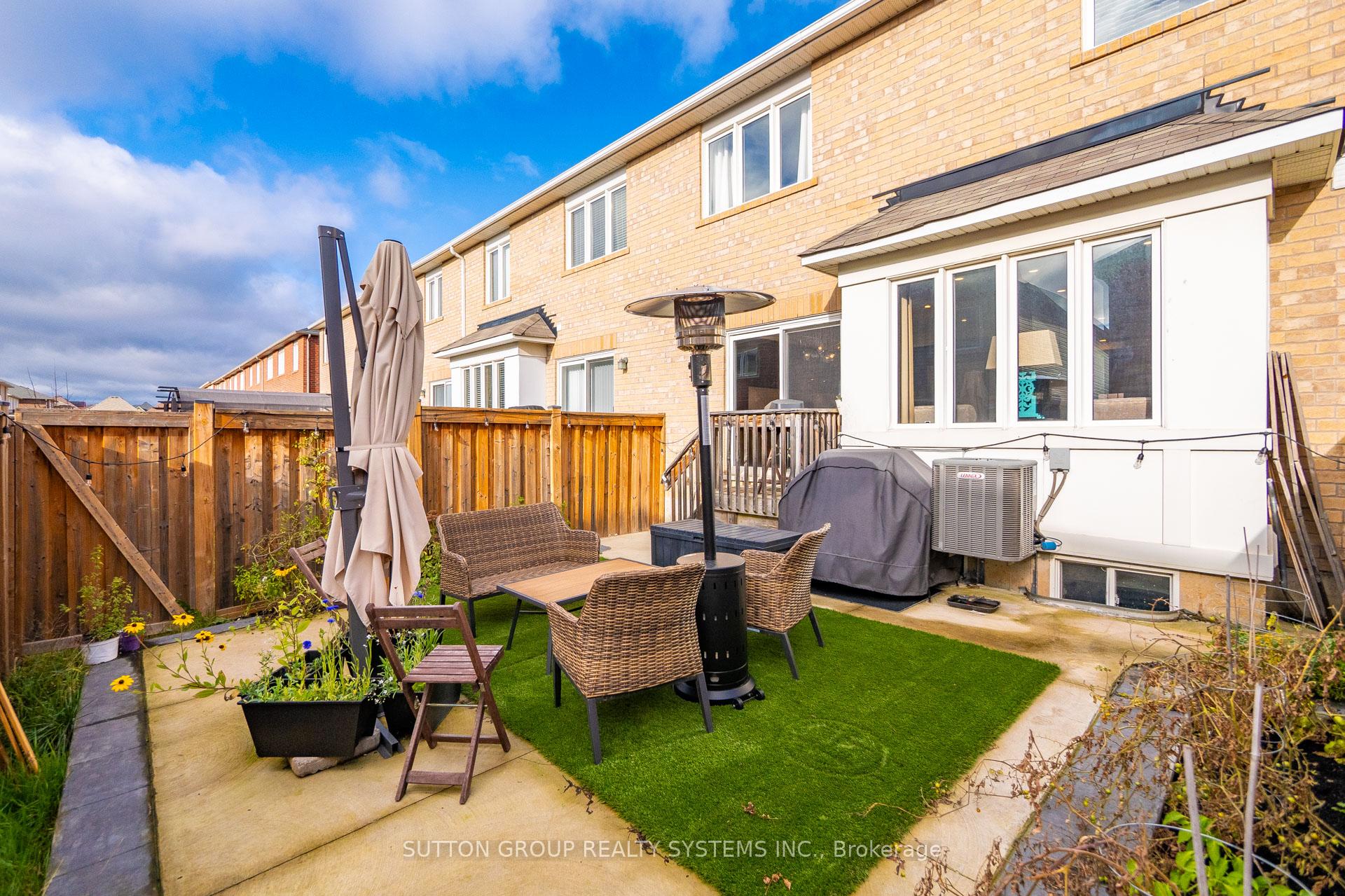 Photo 34 of 299 Mortimer Crescent, Milton, Harrison — HOMEH