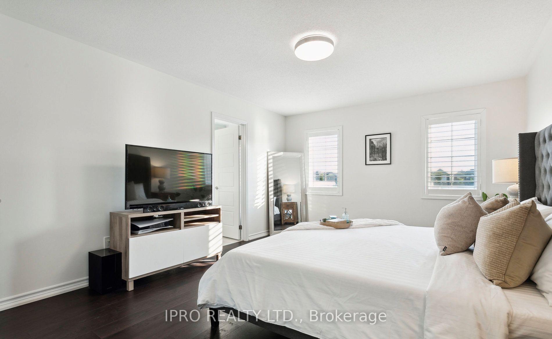 Photo 22 of 1308 Leger Way, Milton, Ford — HOMEH