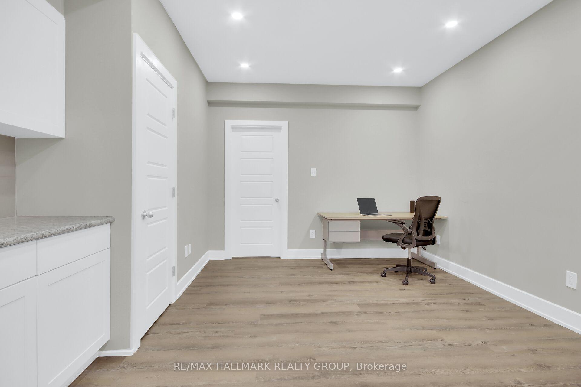 Photo 26 of 77 Axel Crescent, Ottawa, Kanata - Emerald Meadows/Trailwest — HOMEH