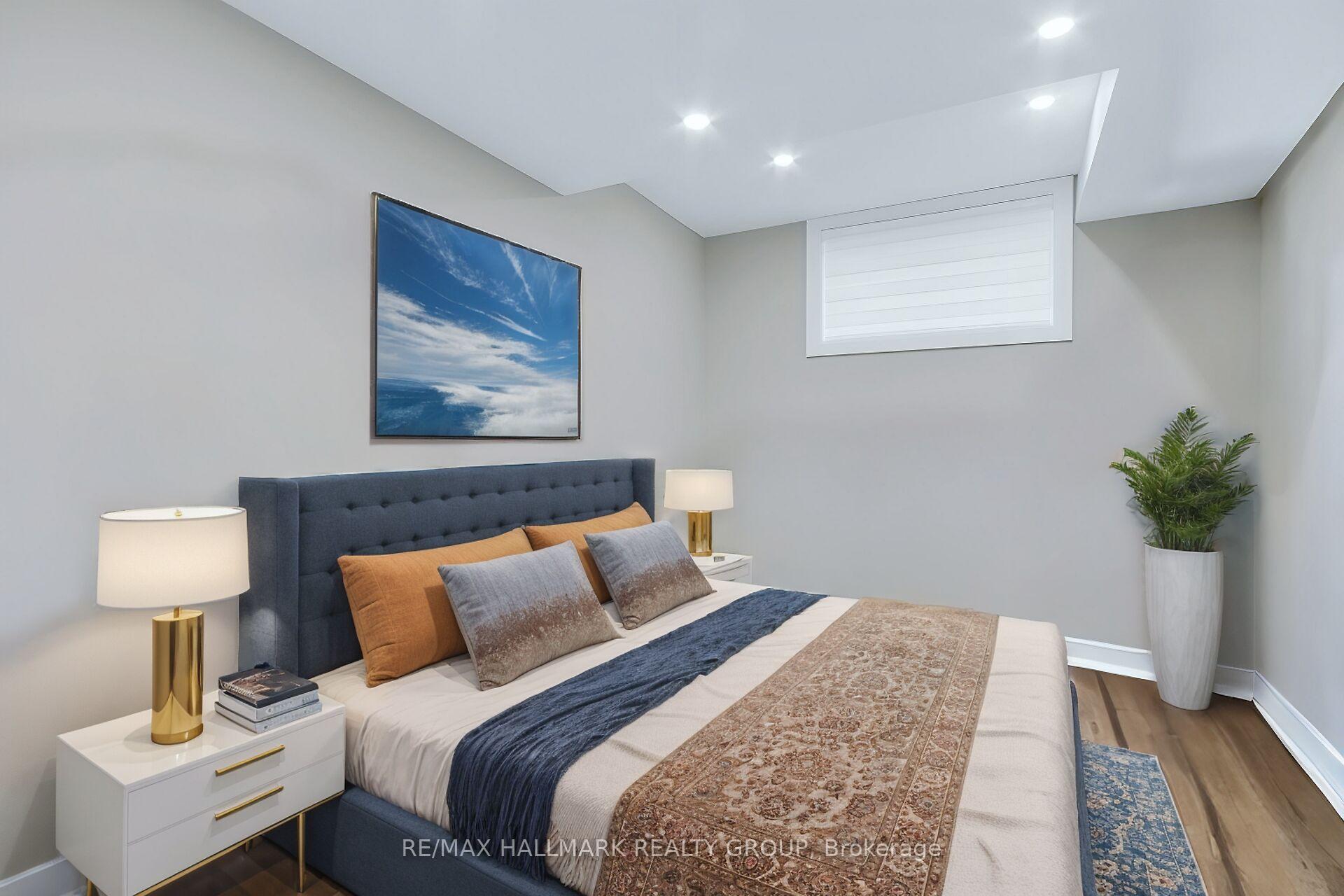 Photo 28 of 77 Axel Crescent, Ottawa, Kanata - Emerald Meadows/Trailwest — HOMEH